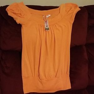 Orange top